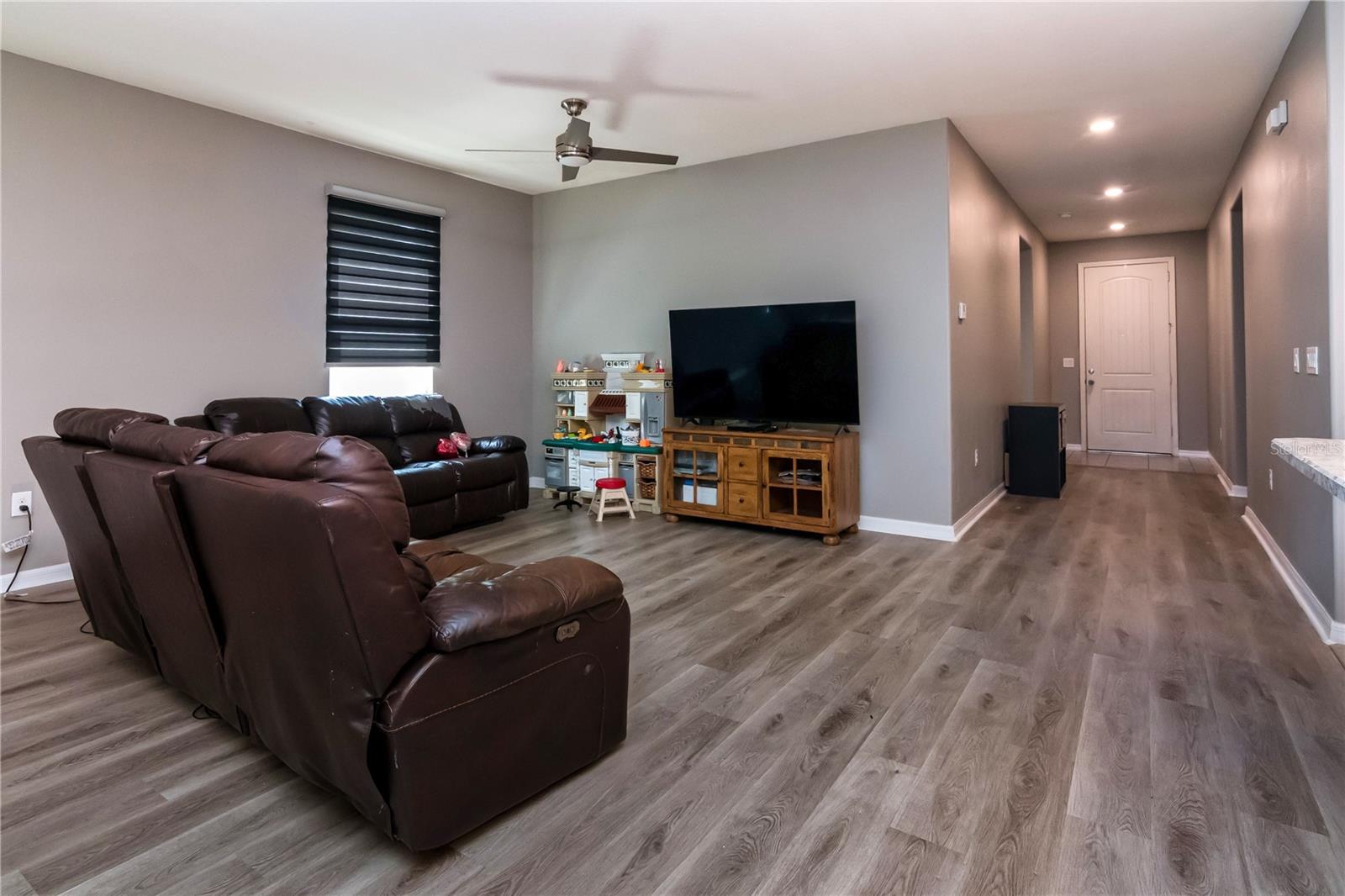 Image 13 of 47 For 2876 Boating Boulevard