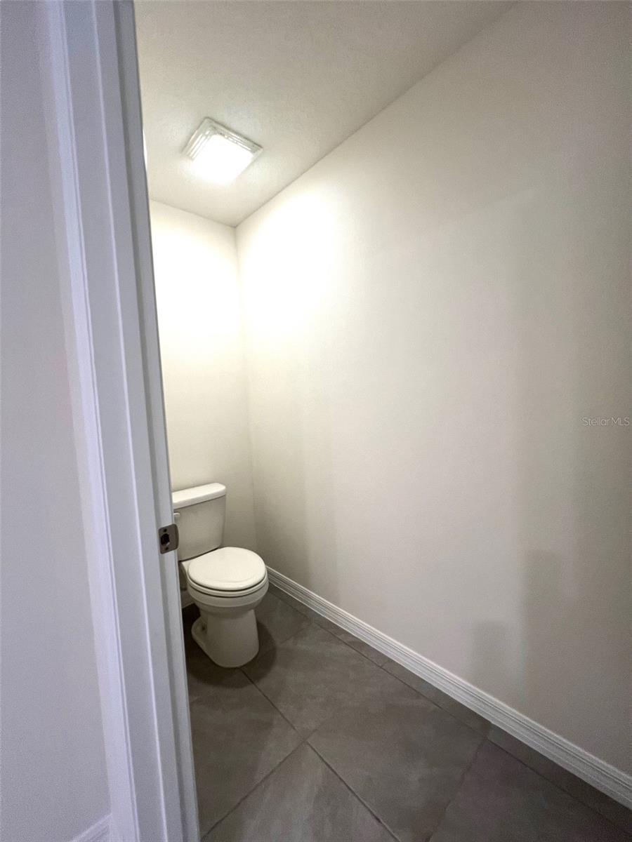Image 10 of 21 For 6527 Se 1st Loop