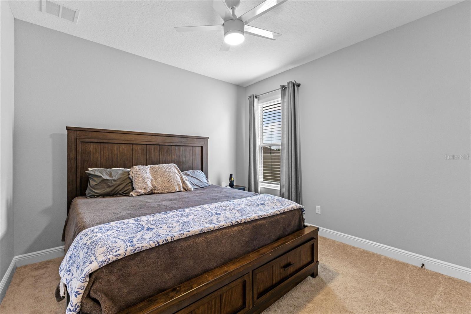 Image 22 of 37 For 5981 Sierra Crown Street