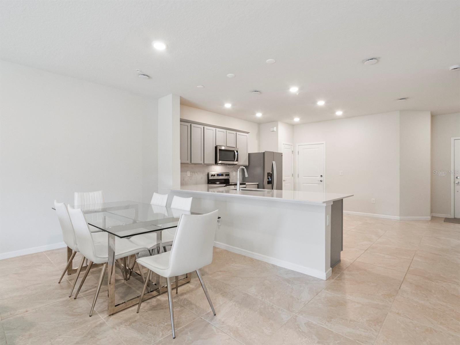 Image 7 of 43 For 2812 Bright Bird Lane
