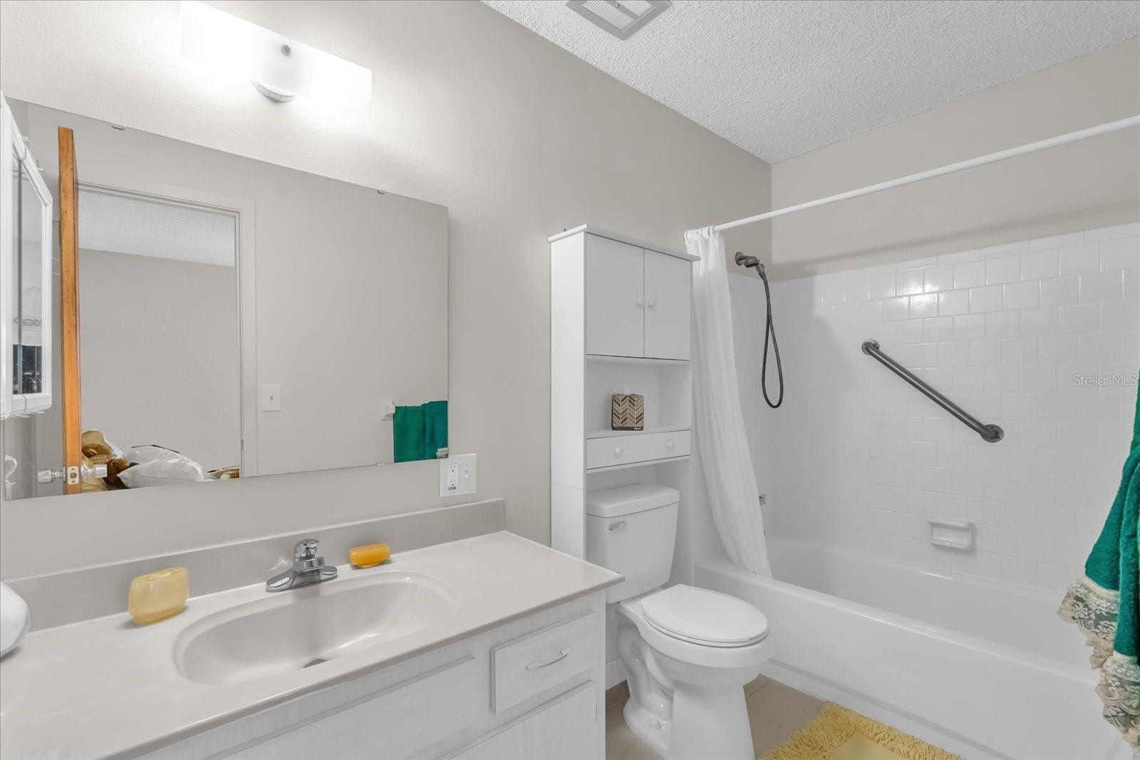 Image 15 of 25 For 151 Hill Avenue 10