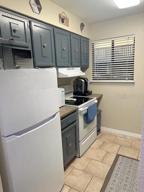 Image 4 of 24 For 1428 Oak Place A