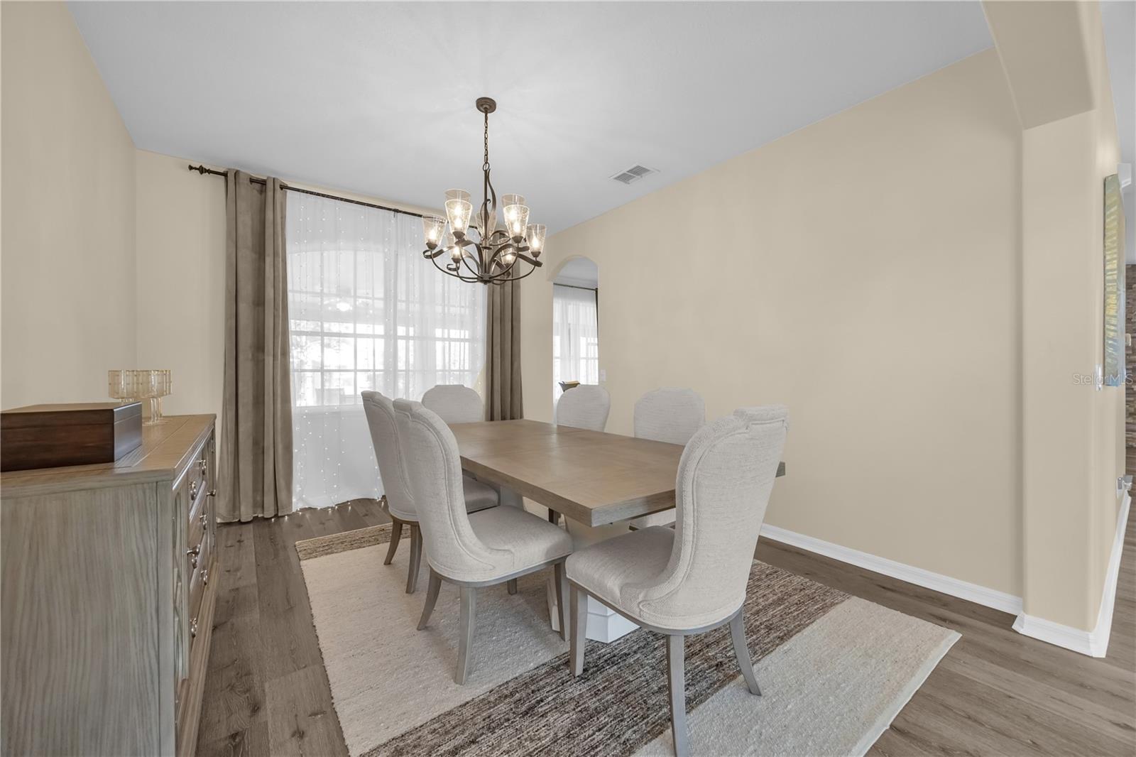 Image 12 of 48 For 1114 Landale Court