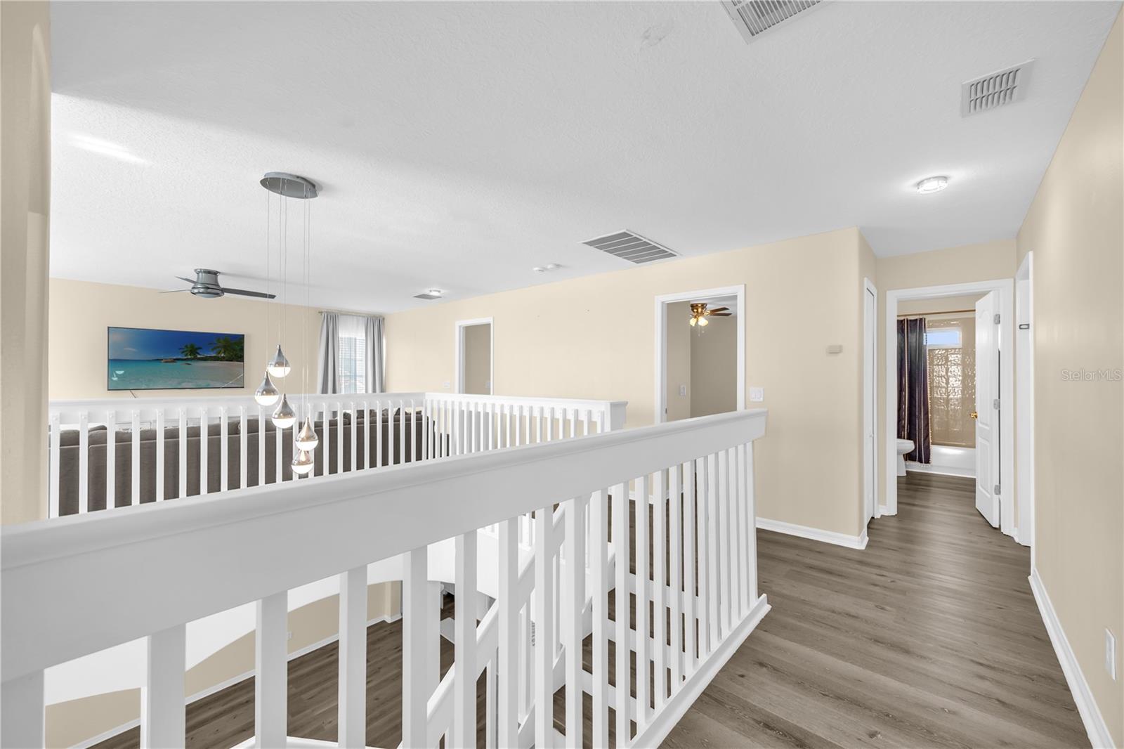 Image 17 of 48 For 1114 Landale Court