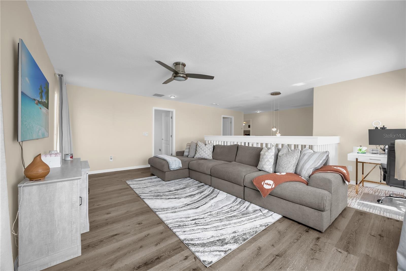 Image 18 of 48 For 1114 Landale Court