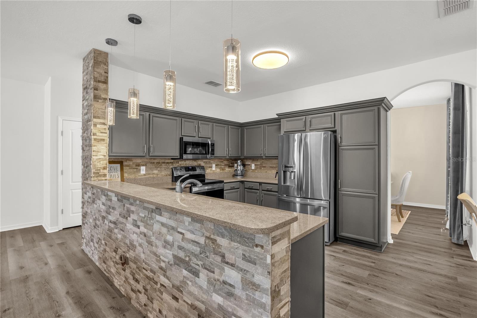 Image 3 of 48 For 1114 Landale Court