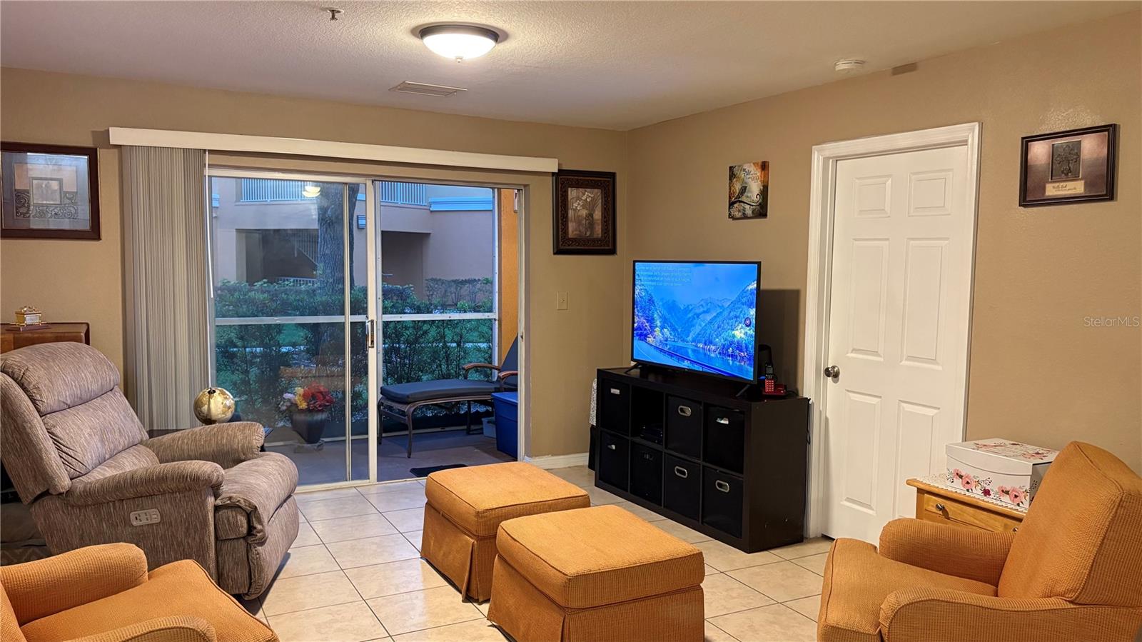 Image 12 of 25 For 5471 Vineland Road 7109