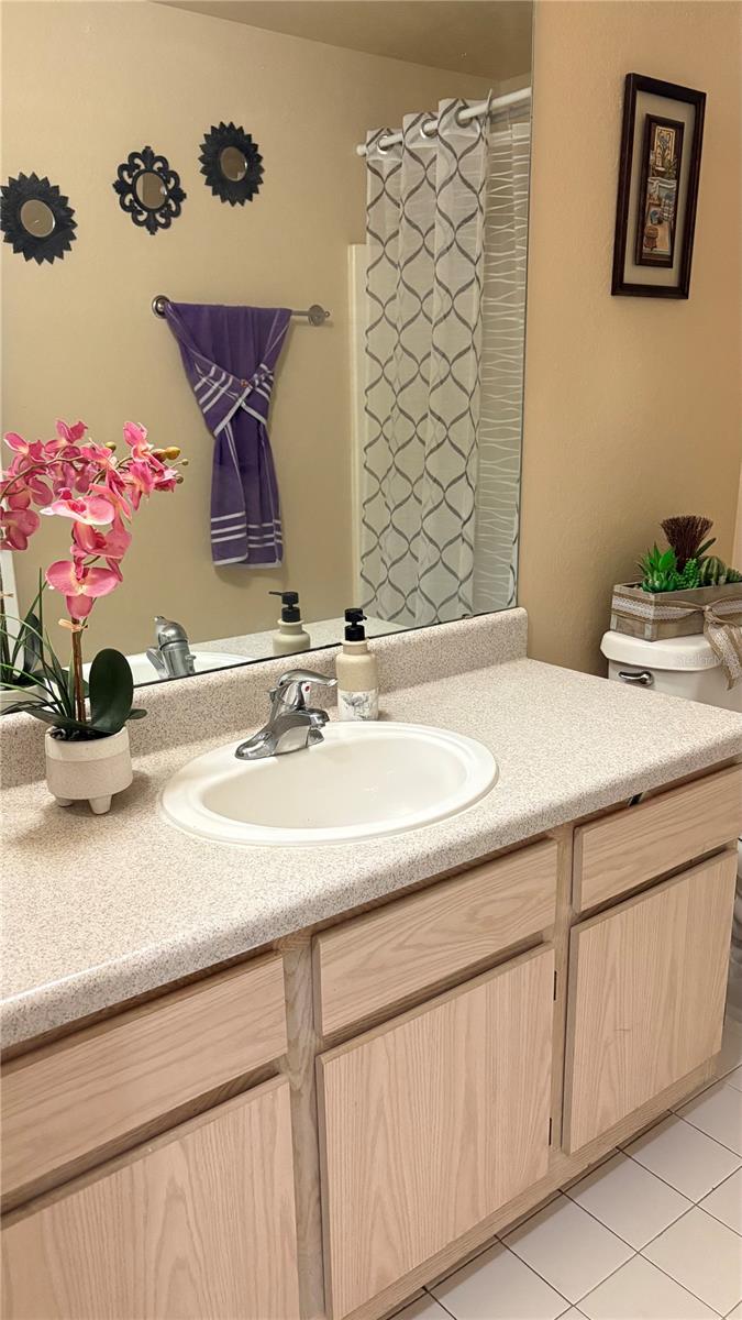 Image 13 of 25 For 5471 Vineland Road 7109