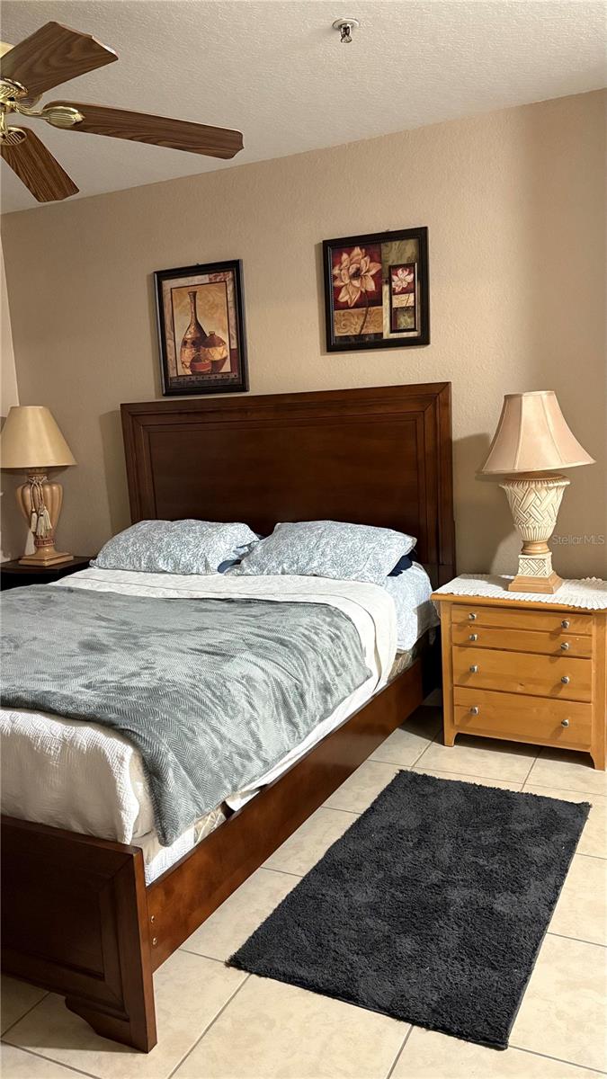 Image 15 of 25 For 5471 Vineland Road 7109