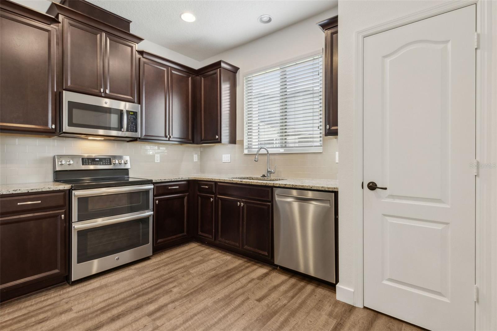 Image 15 of 48 For 2600 Egret Shores Drive