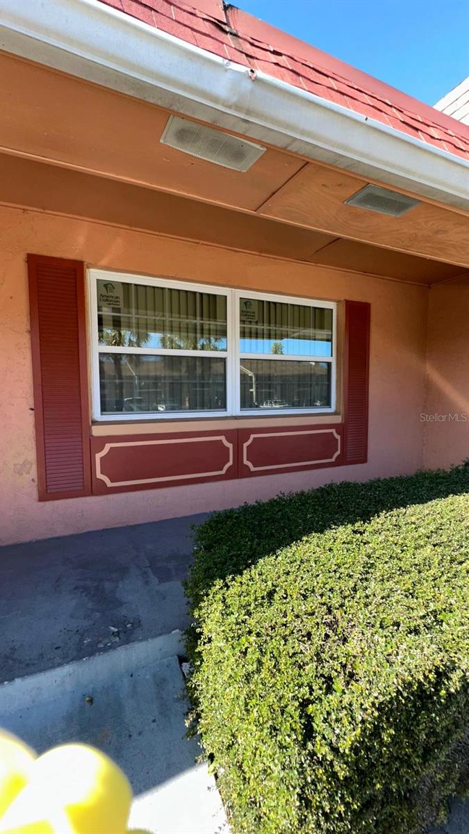 Image 2 of 10 For 2727 Oak Ridge Road 4