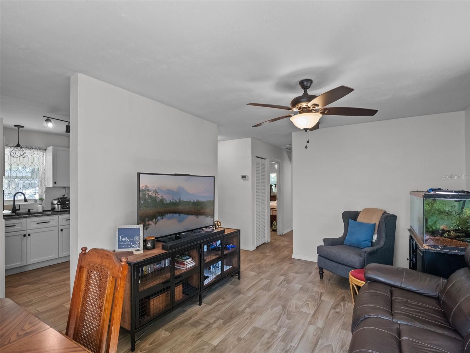Image 4 of 24 For 1531 Jefferson Drive