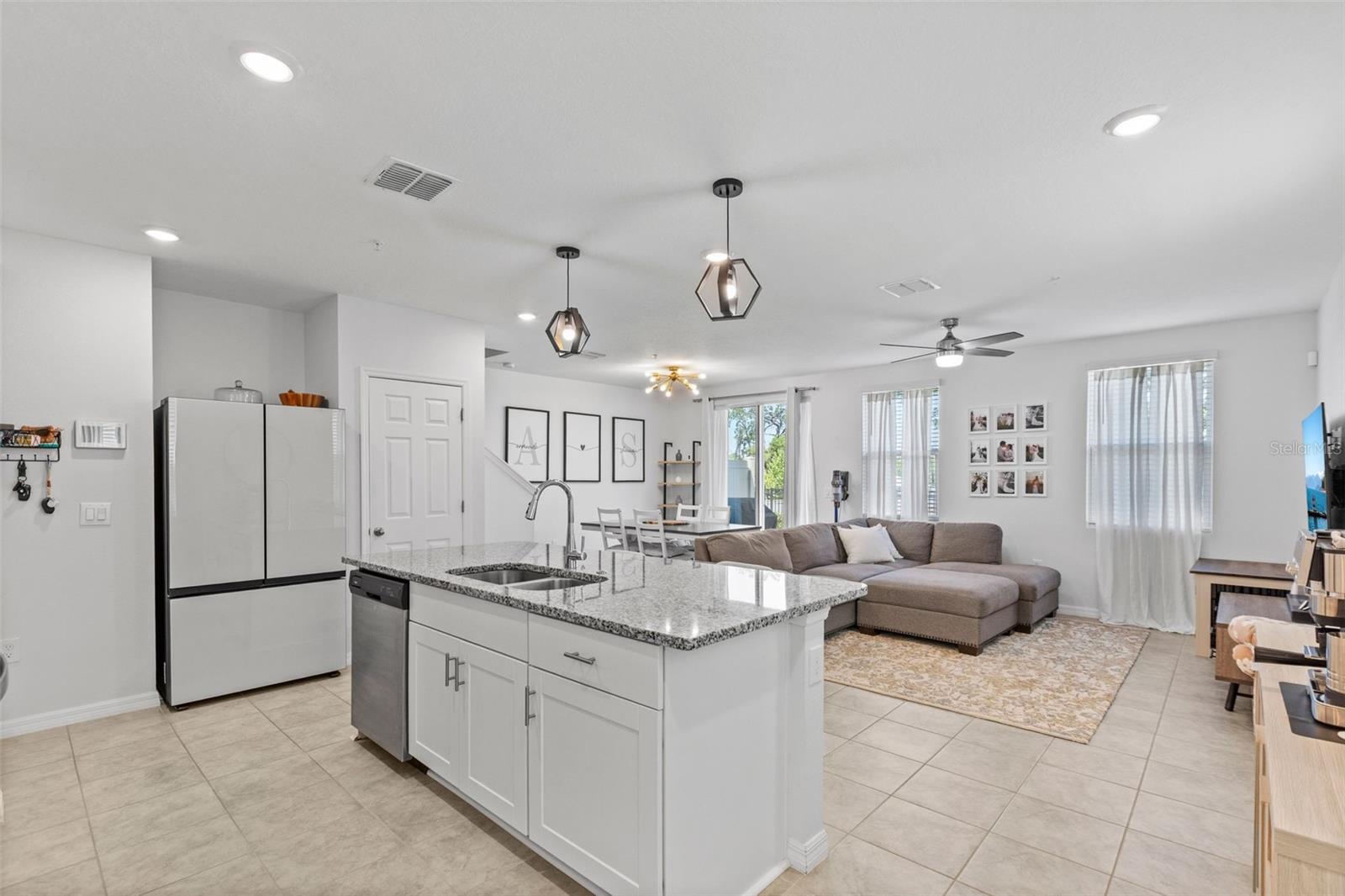 Image 4 of 35 For 1425 Prairie Meadows Way
