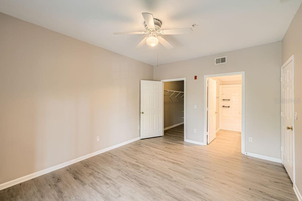 Image 13 of 28 For 14238 Fredricksburg Drive 310