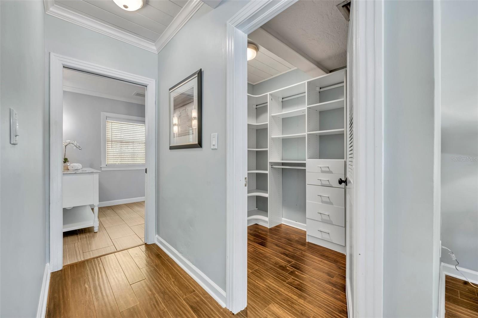 Image 12 of 31 For 216 Vanderbilt Street