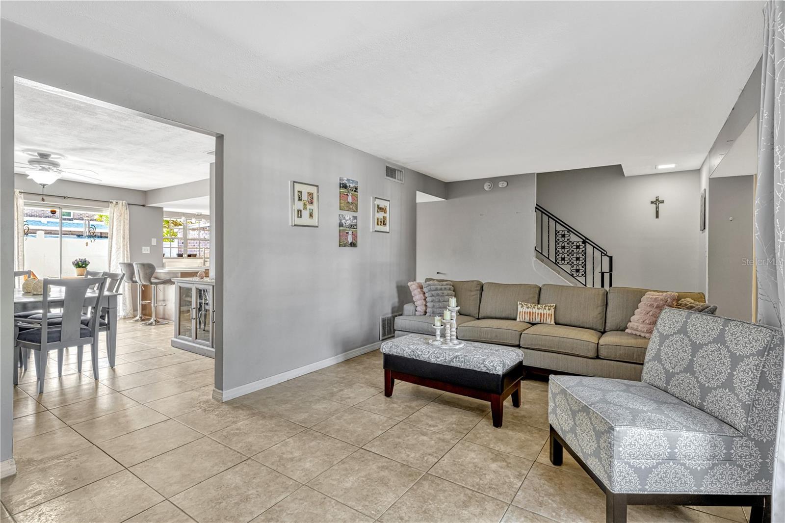 Image 4 of 35 For 1227 Carriage Lane