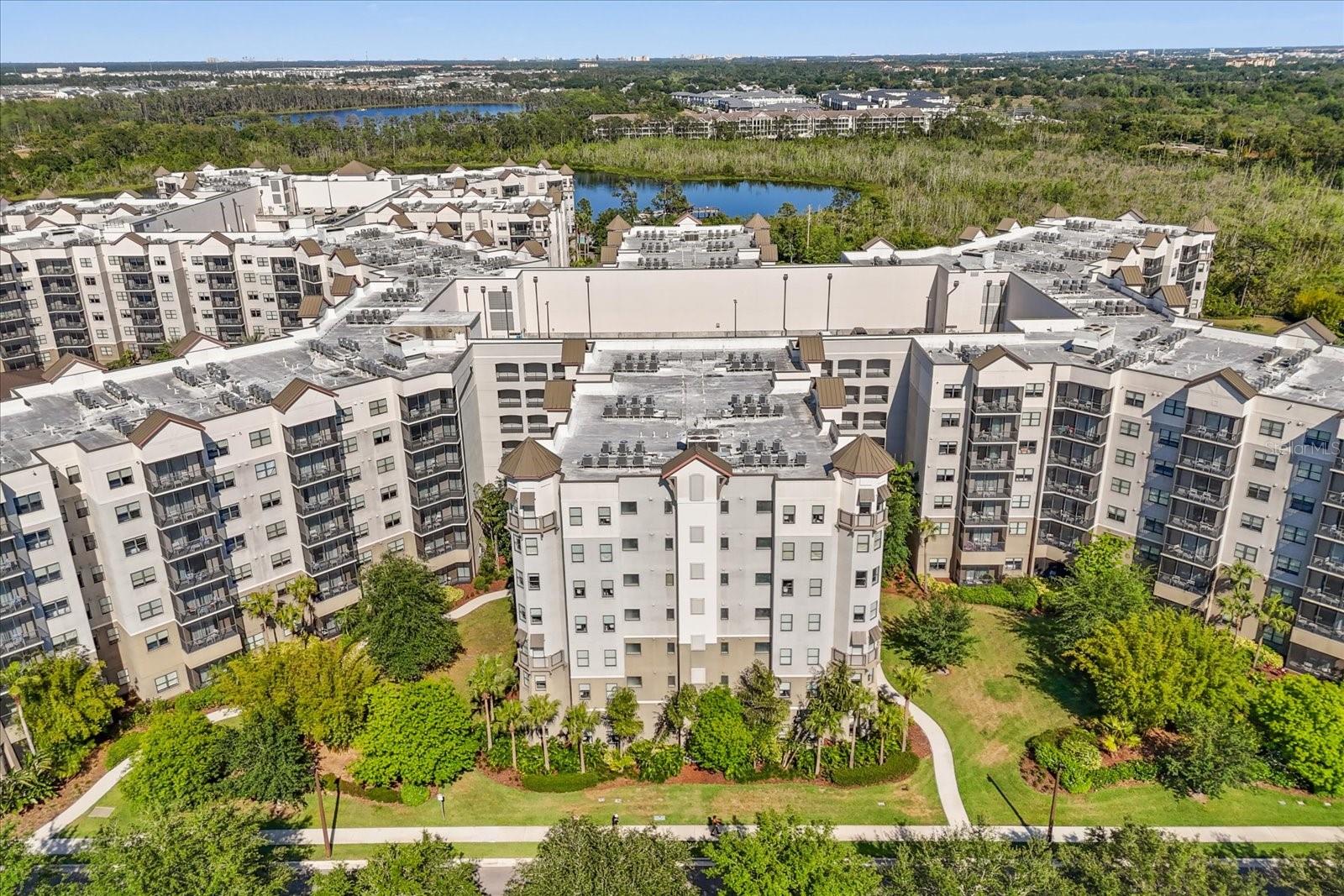 Image 31 of 52 For 14501 Grove Resort Avenue 3335