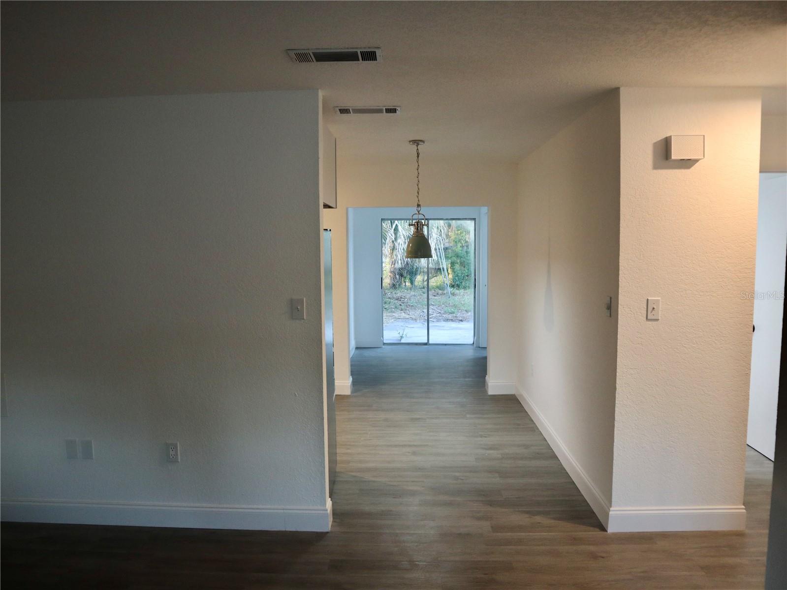 Image 10 of 14 For 703 Venus Drive