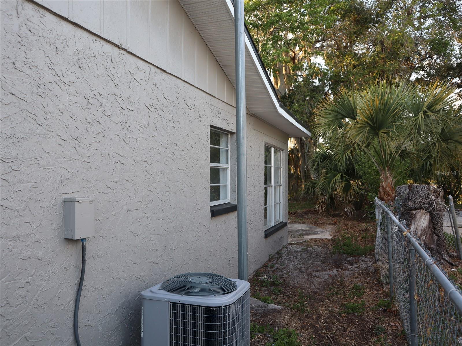 Image 12 of 14 For 703 Venus Drive