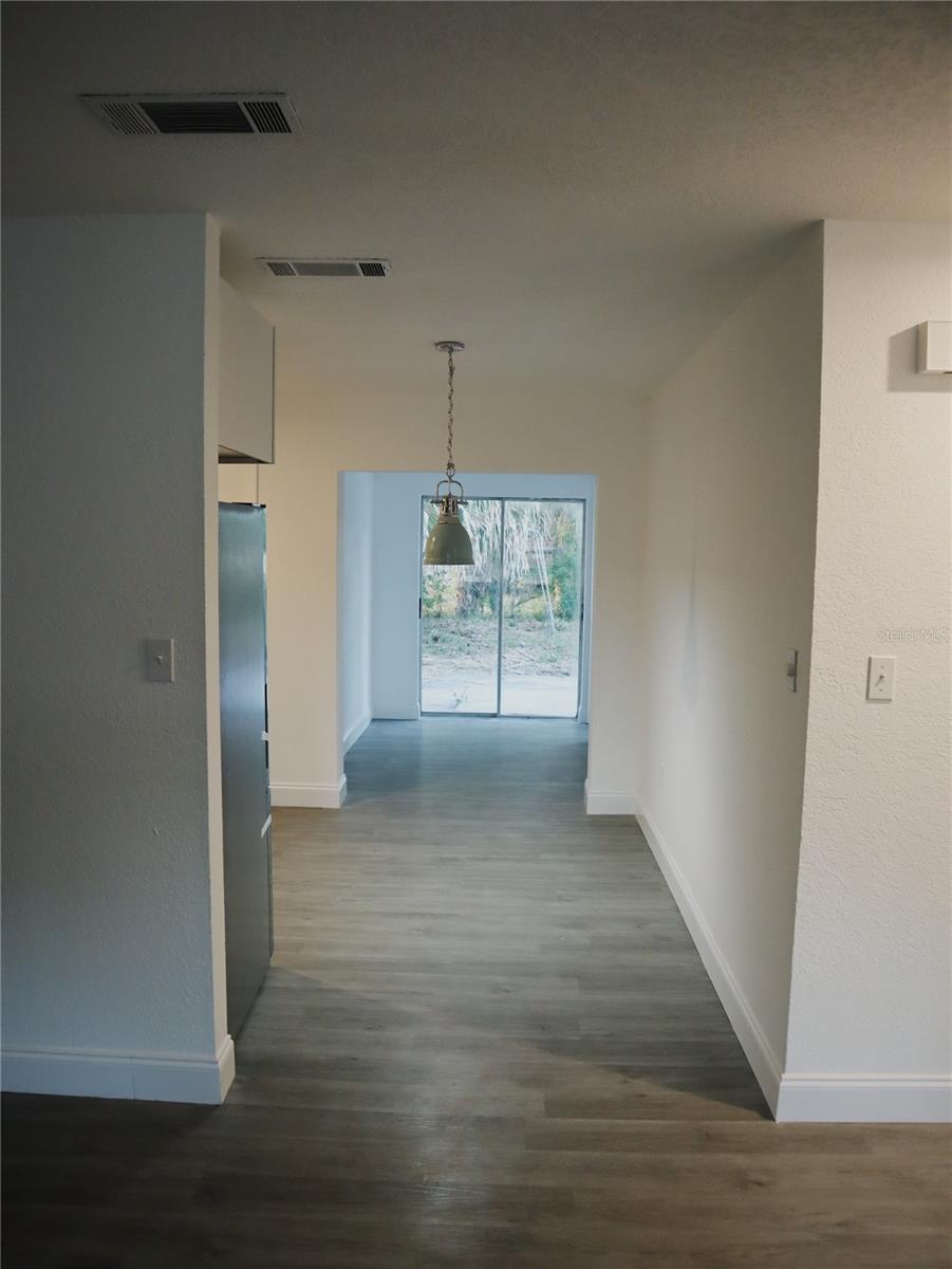 Image 5 of 14 For 703 Venus Drive