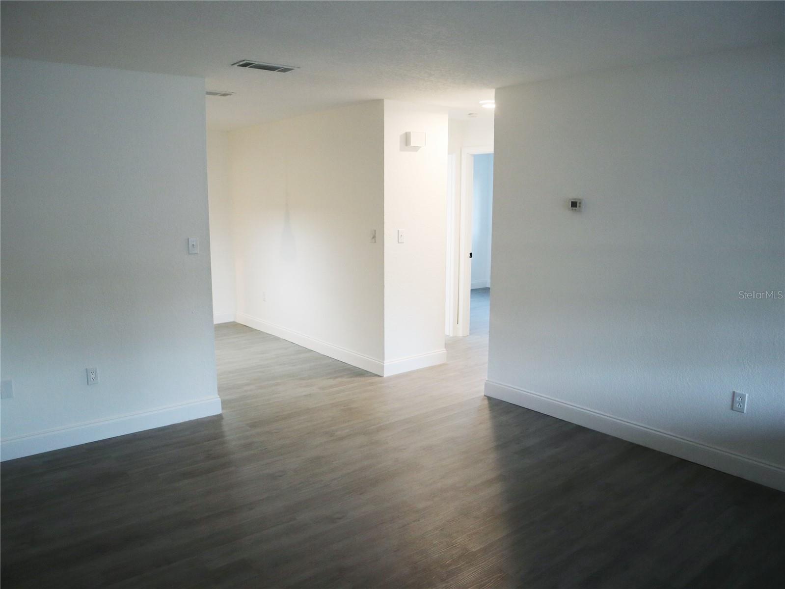 Image 6 of 14 For 703 Venus Drive