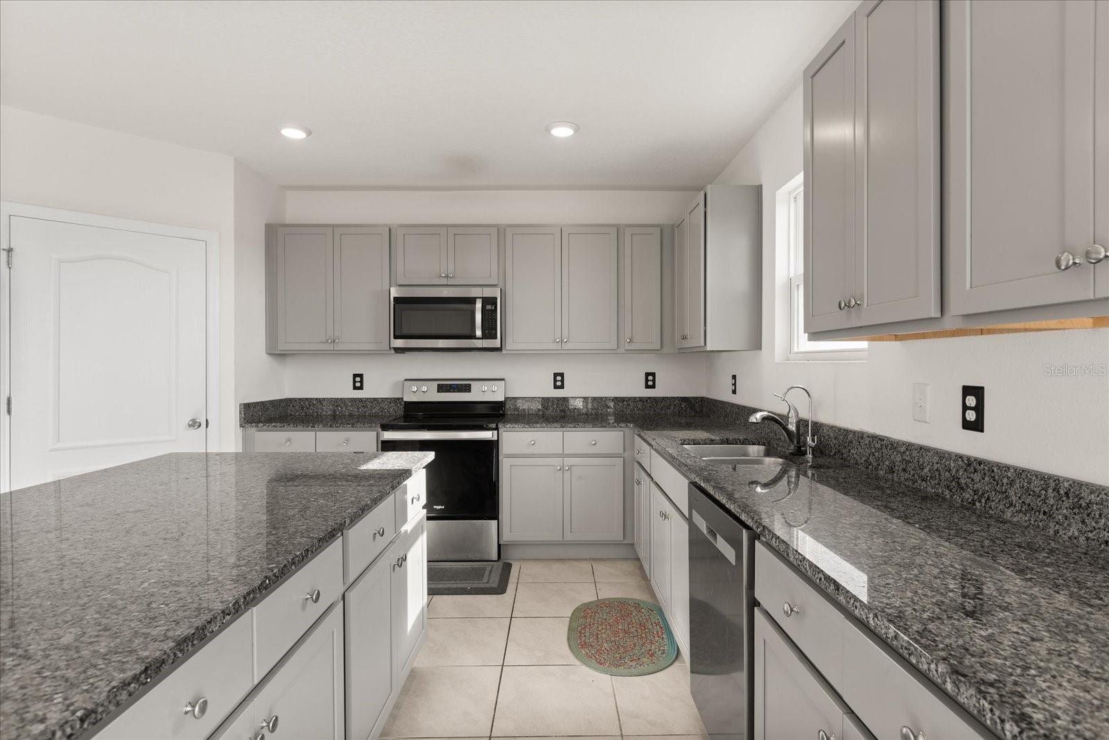 Image 10 of 33 For 1830 Juneberry Street