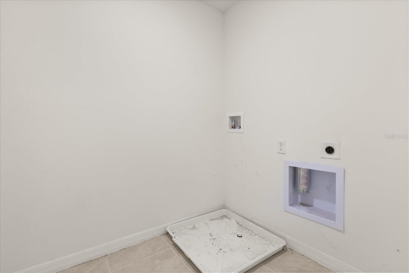Image 25 of 33 For 1830 Juneberry Street