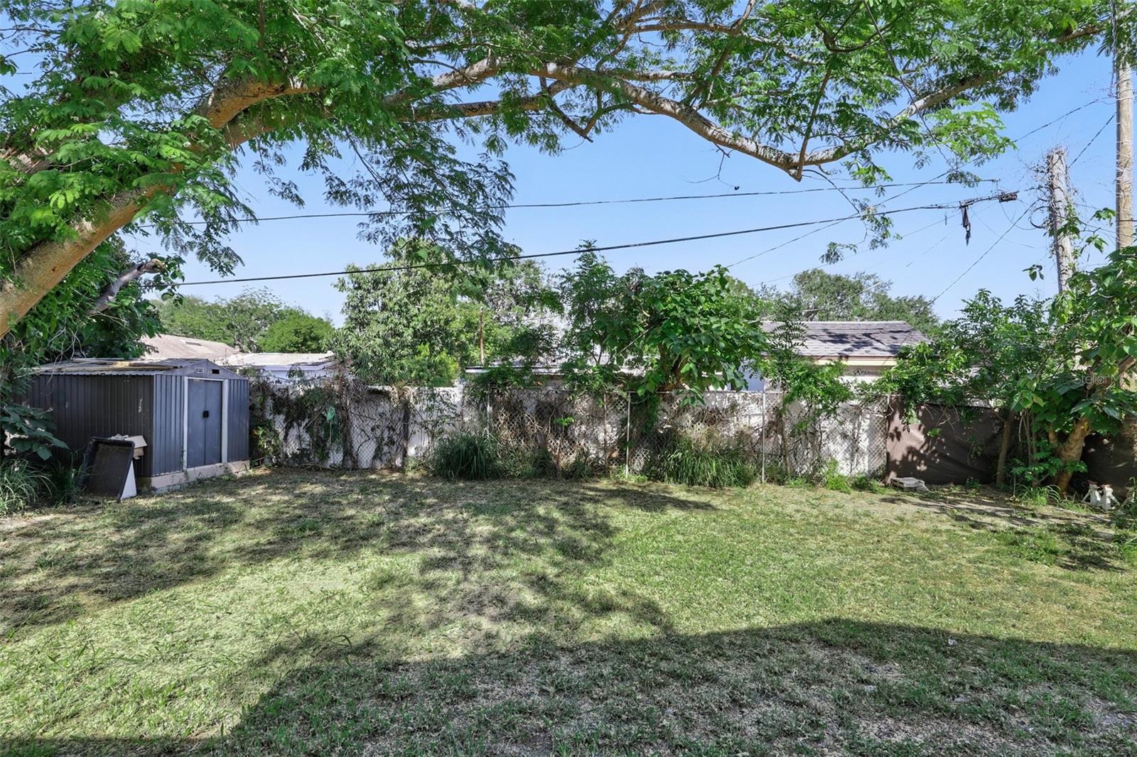 Image 16 of 24 For 7727 Arezzo Avenue