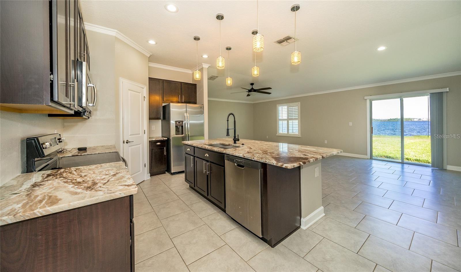 Image 5 of 5 For 828 Gisele Court