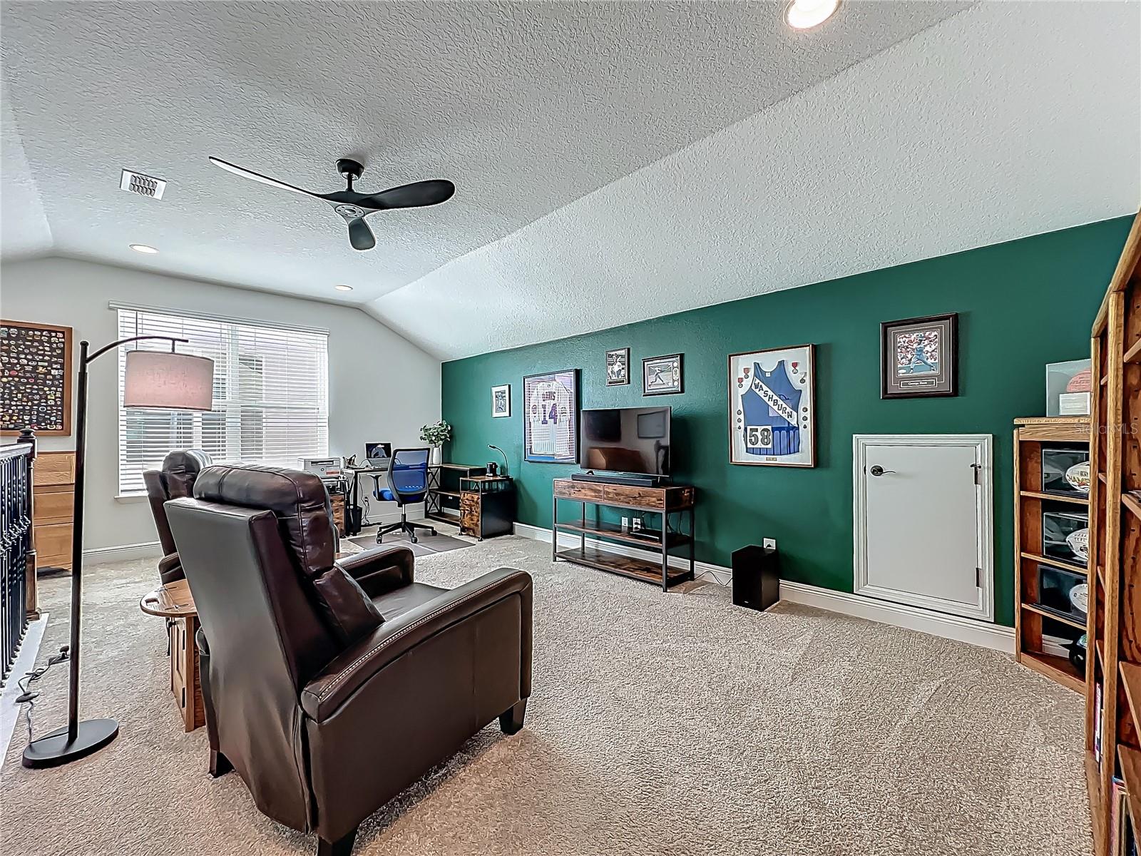 Image 40 of 66 For 7748 Four Seasons Boulevard