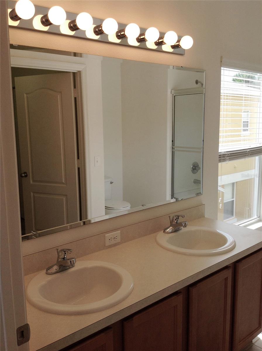 Image 13 of 19 For 2300 Betsy Ross Lane