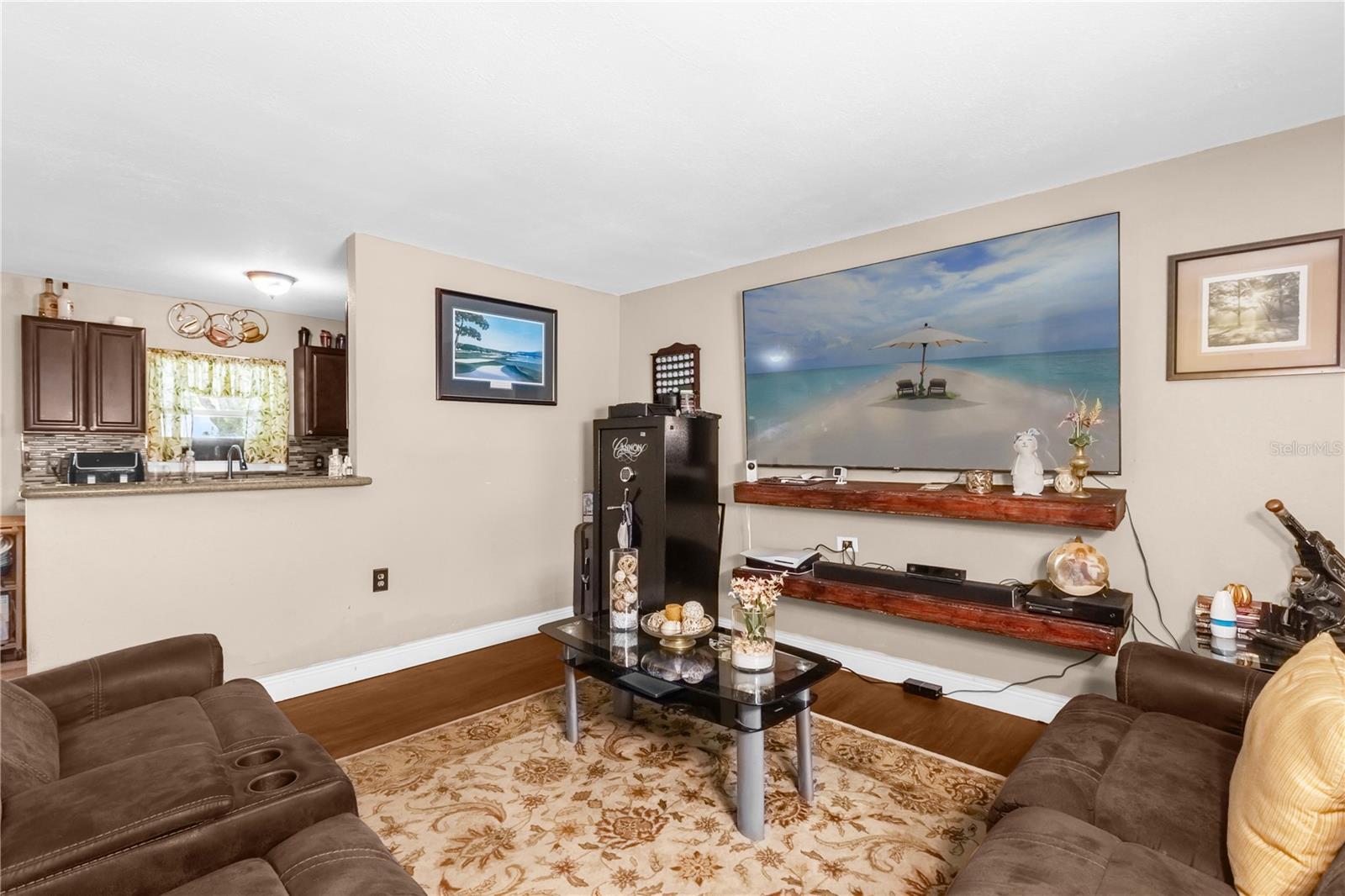 Image 4 of 20 For 260 3rd Street