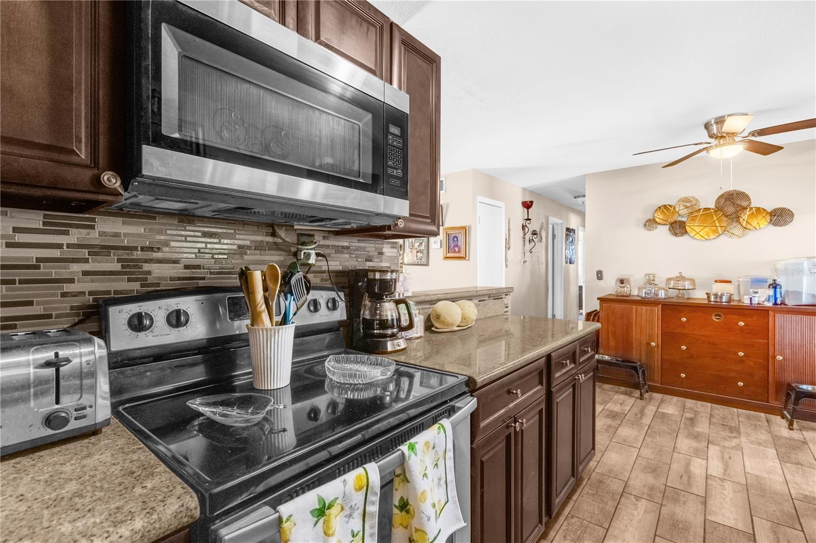 Image 7 of 20 For 260 3rd Street