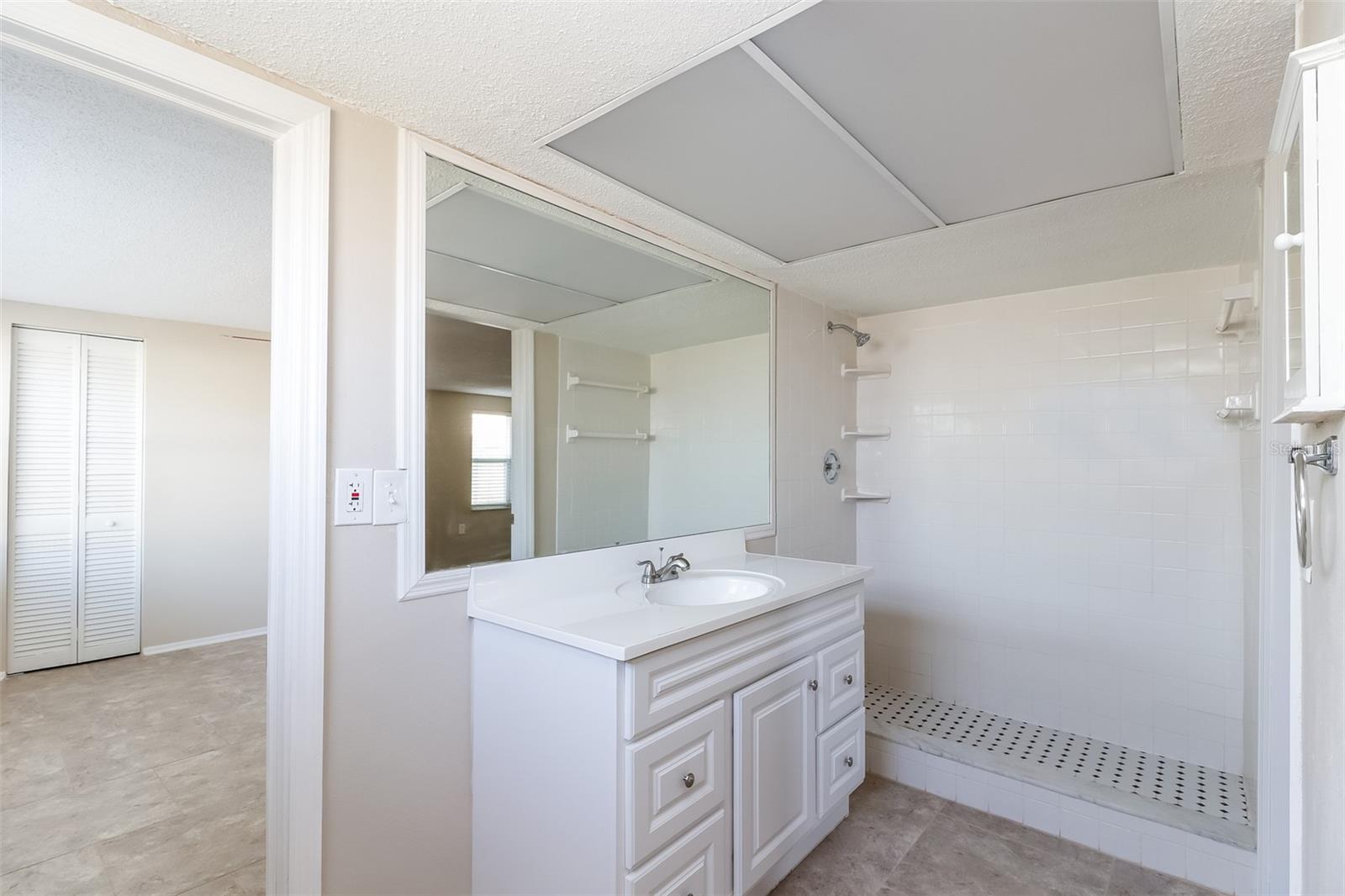 Image 10 of 15 For 9130 Hunt Club Lane