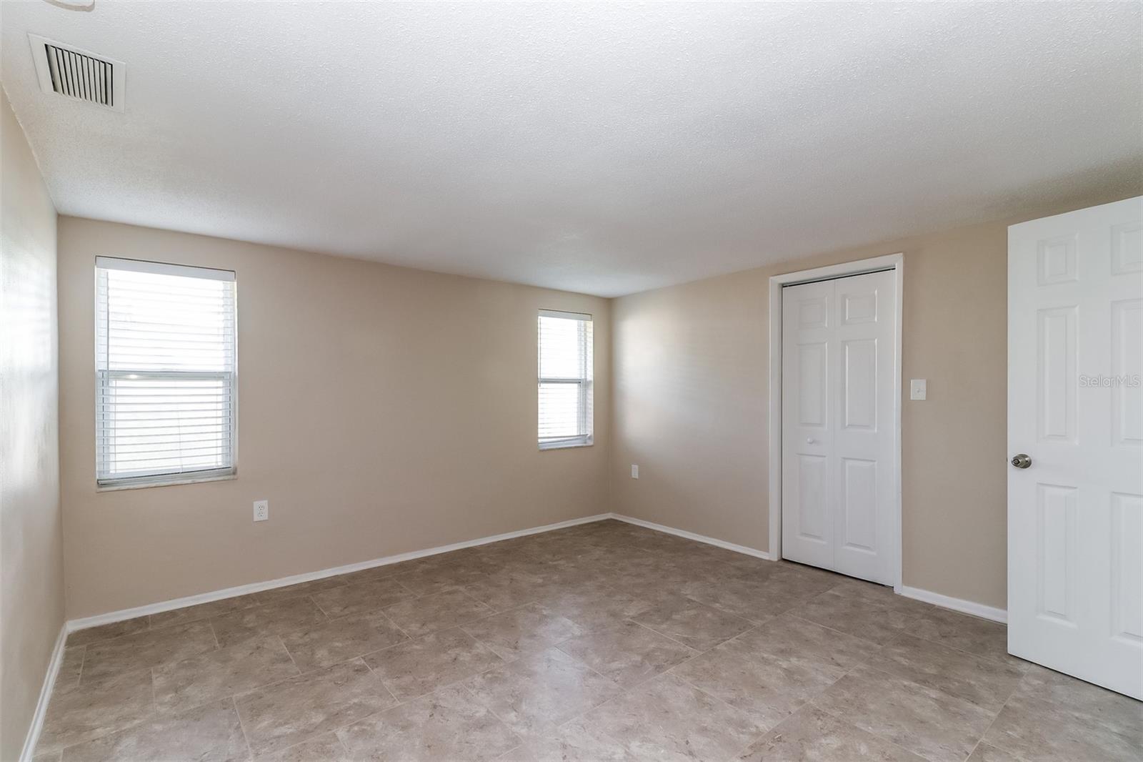 Image 11 of 15 For 9130 Hunt Club Lane
