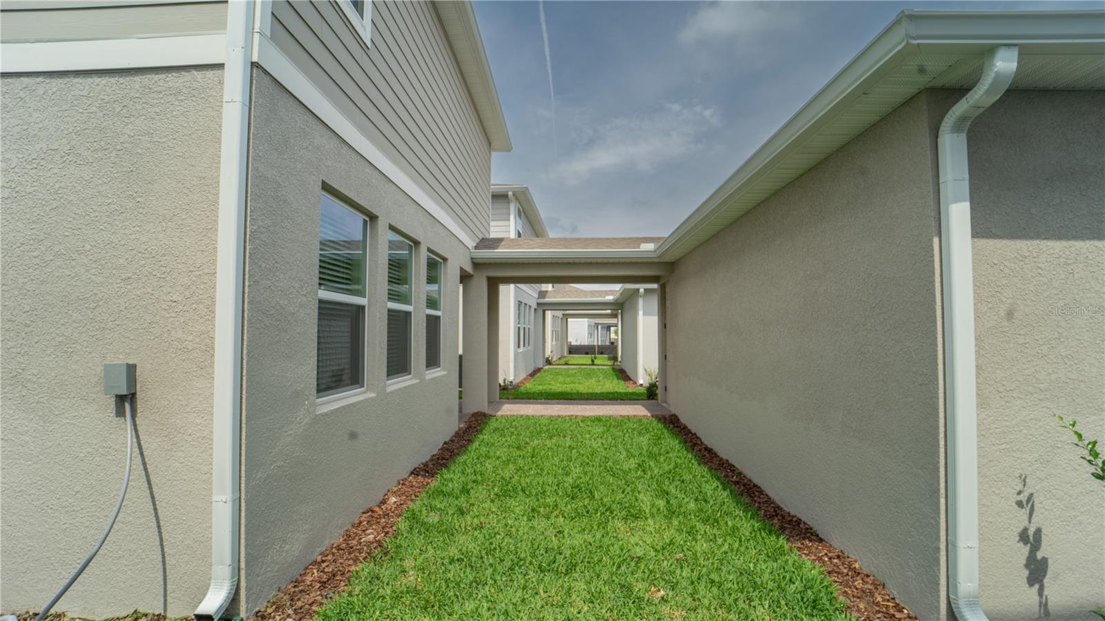 Image 17 of 24 For 14033 Kauai Drive