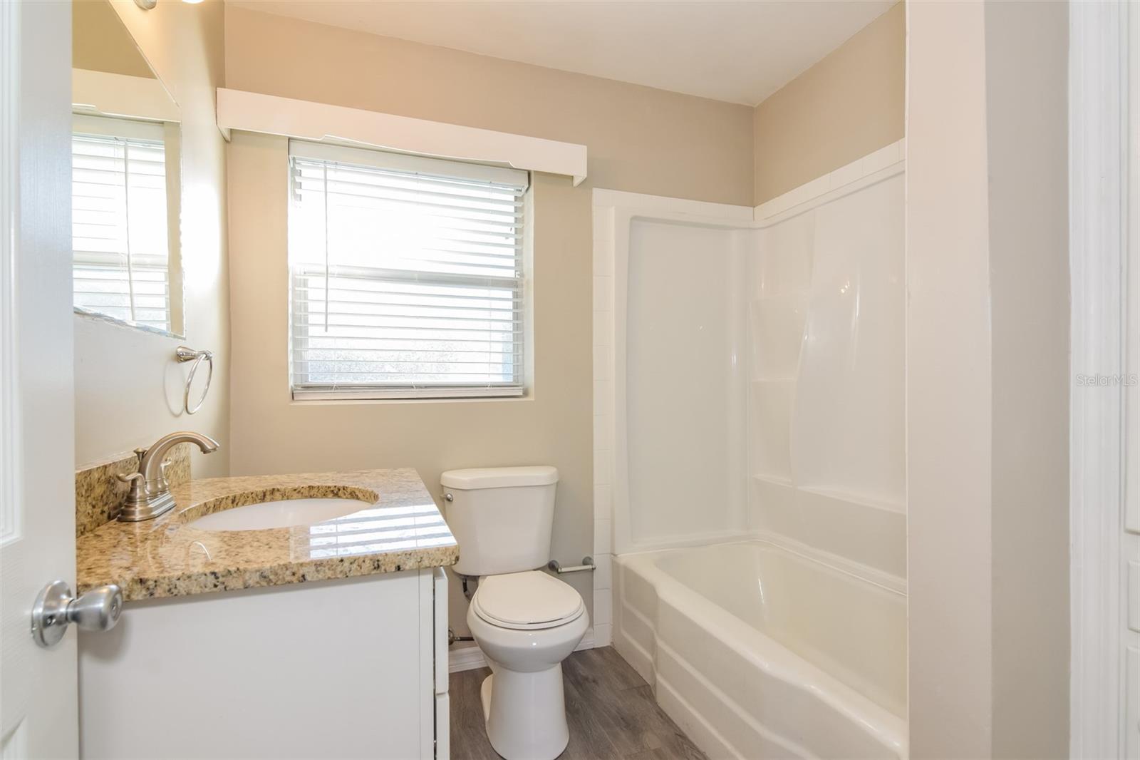 Image 14 of 16 For 3307 16th Avenue W