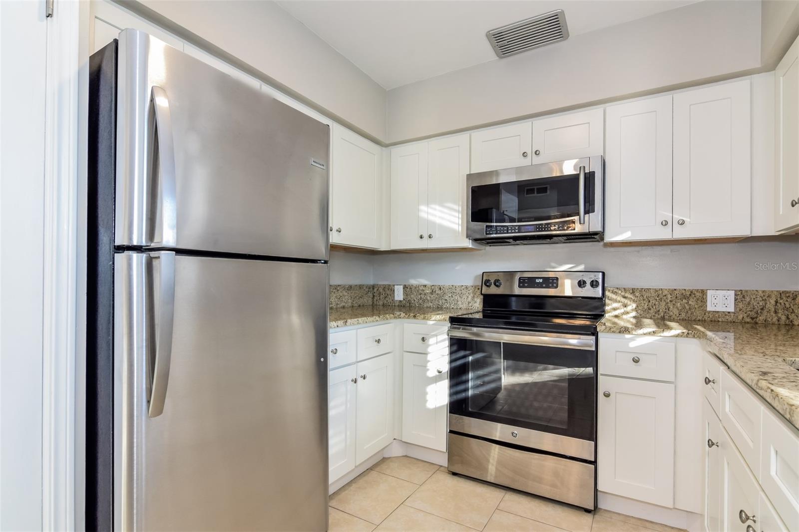 Image 7 of 16 For 3307 16th Avenue W