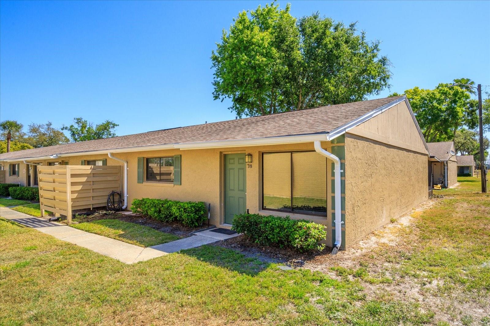 Image 2 of 26 For 725 Northlake Boulevard 78