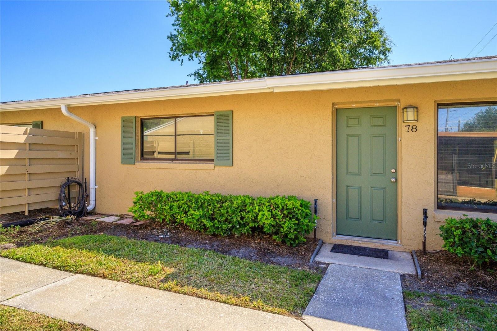 Image 3 of 26 For 725 Northlake Boulevard 78