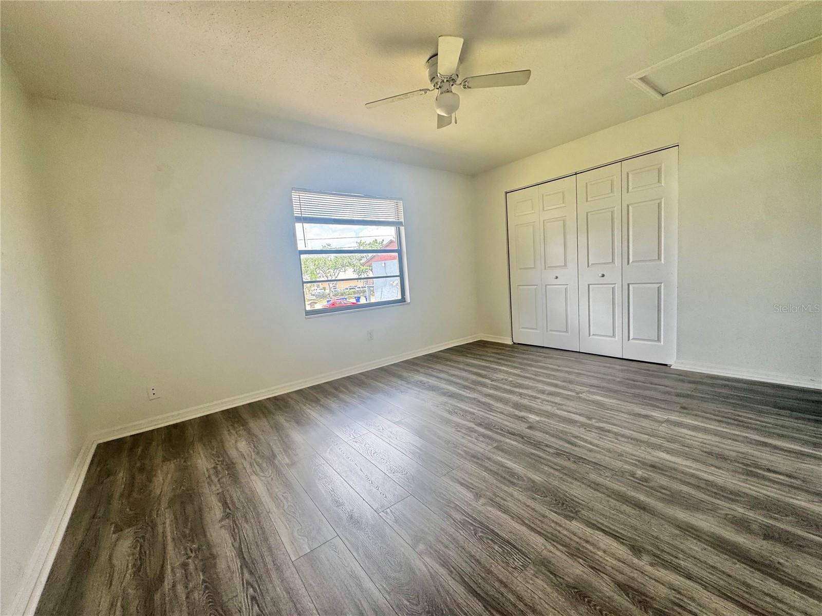 Image 4 of 6 For 1809 Bronson Drive C