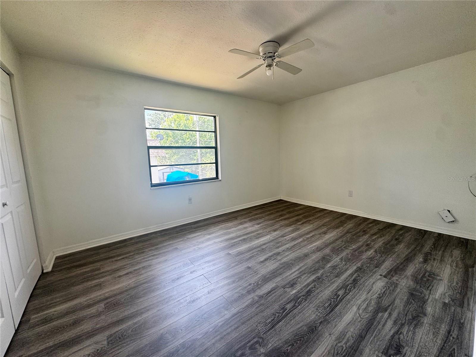 Image 5 of 6 For 1809 Bronson Drive C
