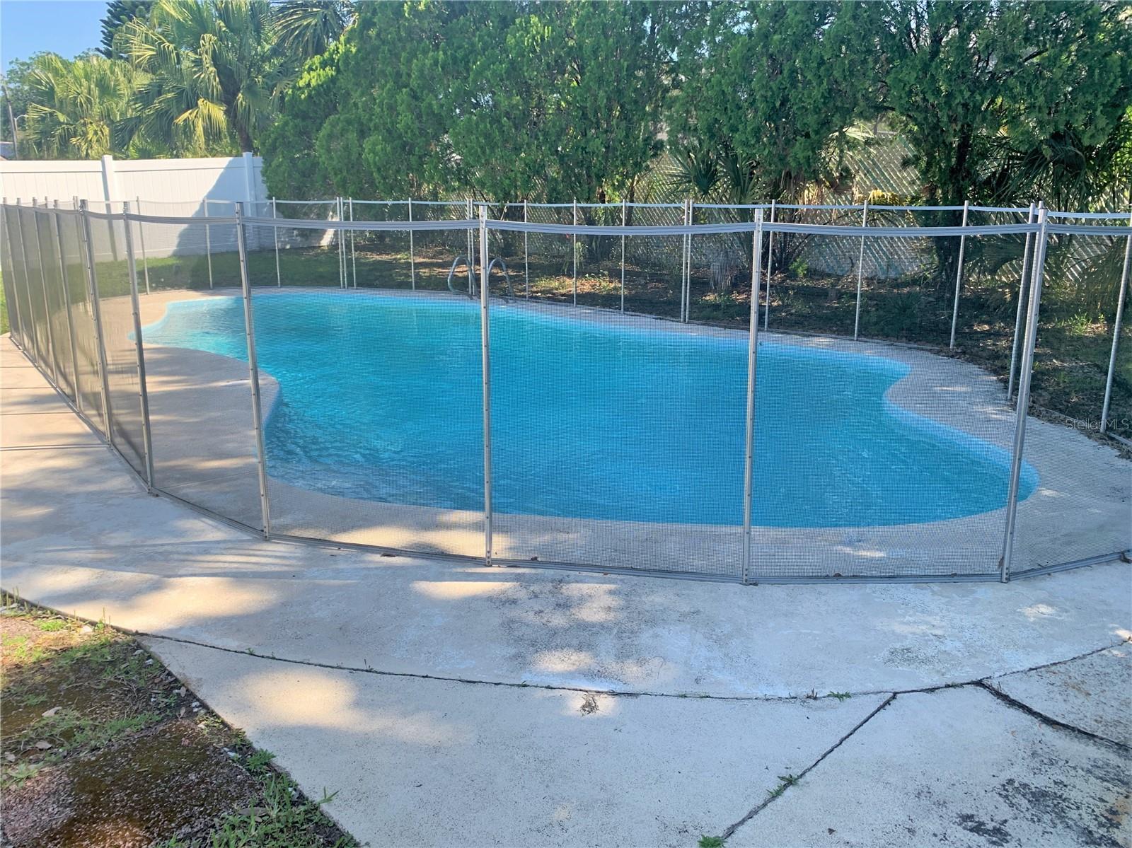 Image 25 of 25 For 523 Spring Oaks Boulevard