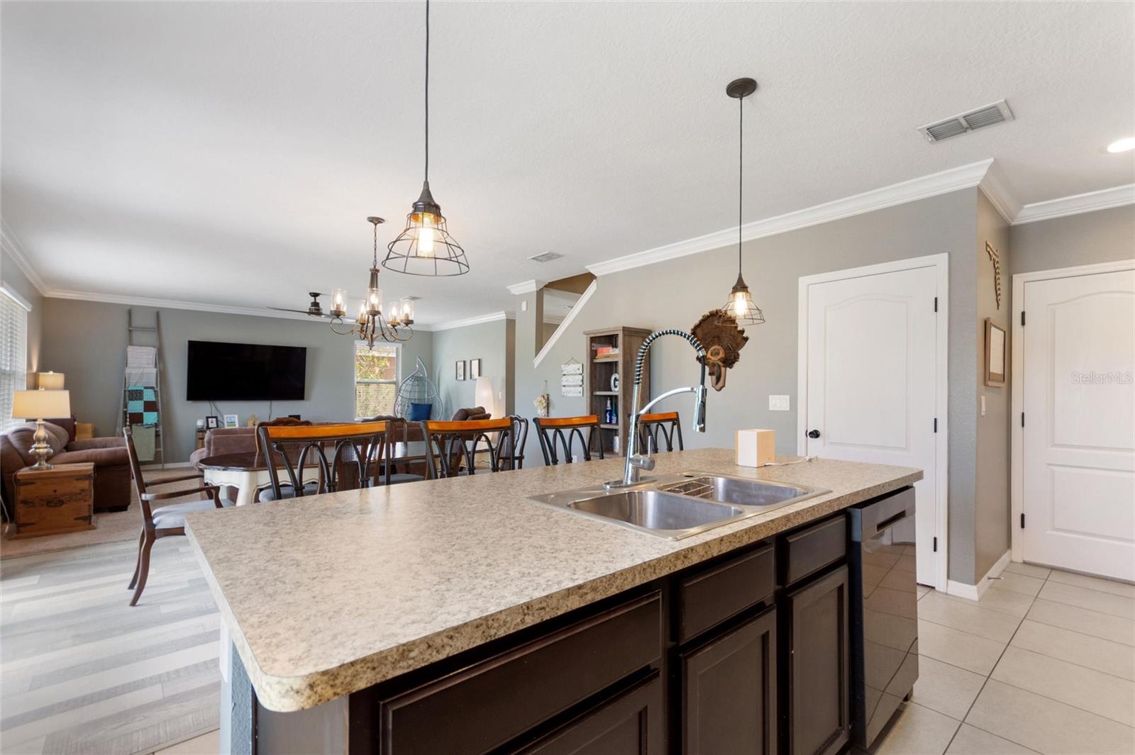 Image 23 of 37 For 2166 Sequoia Way