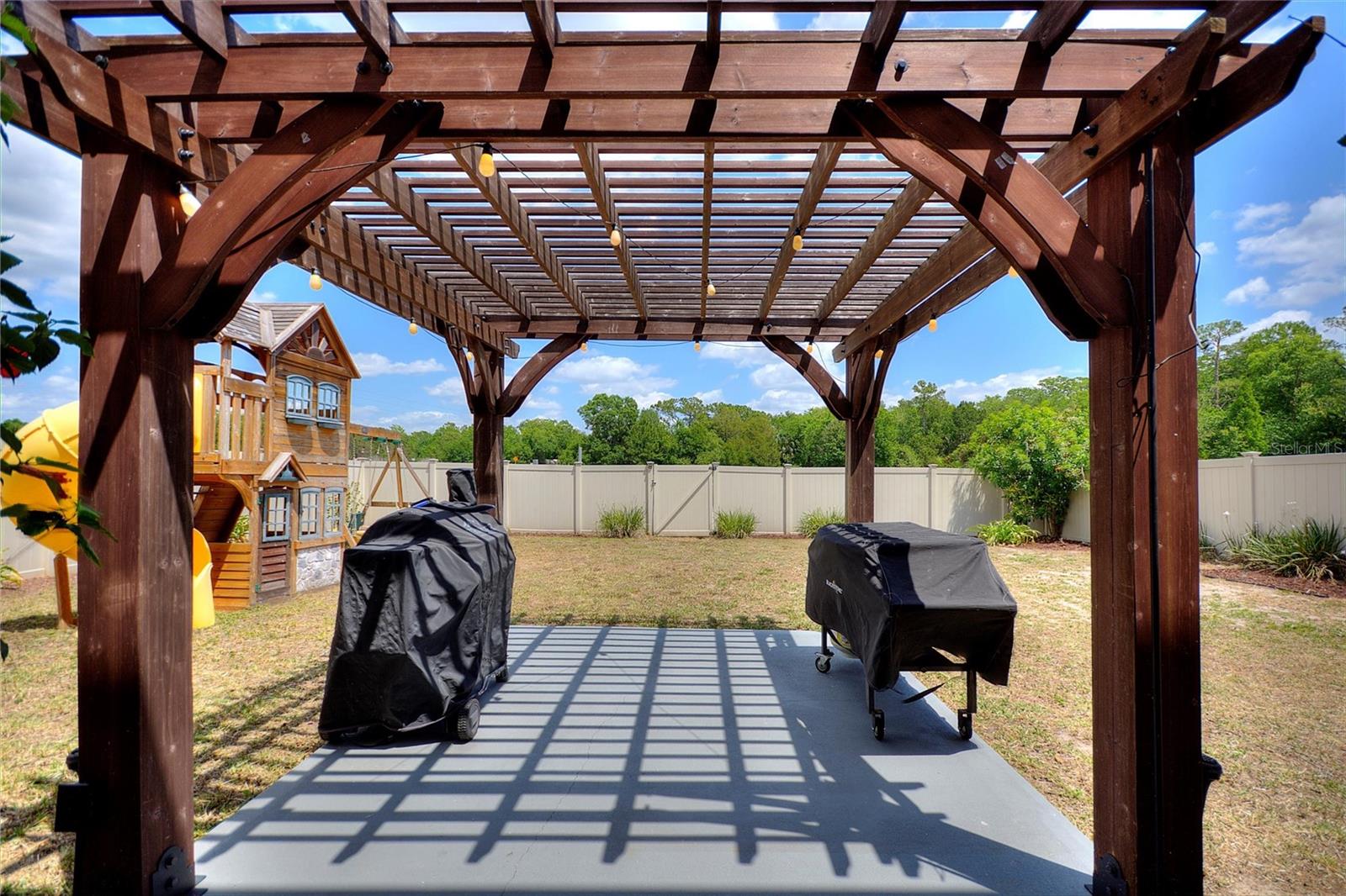 Image 4 of 37 For 2166 Sequoia Way