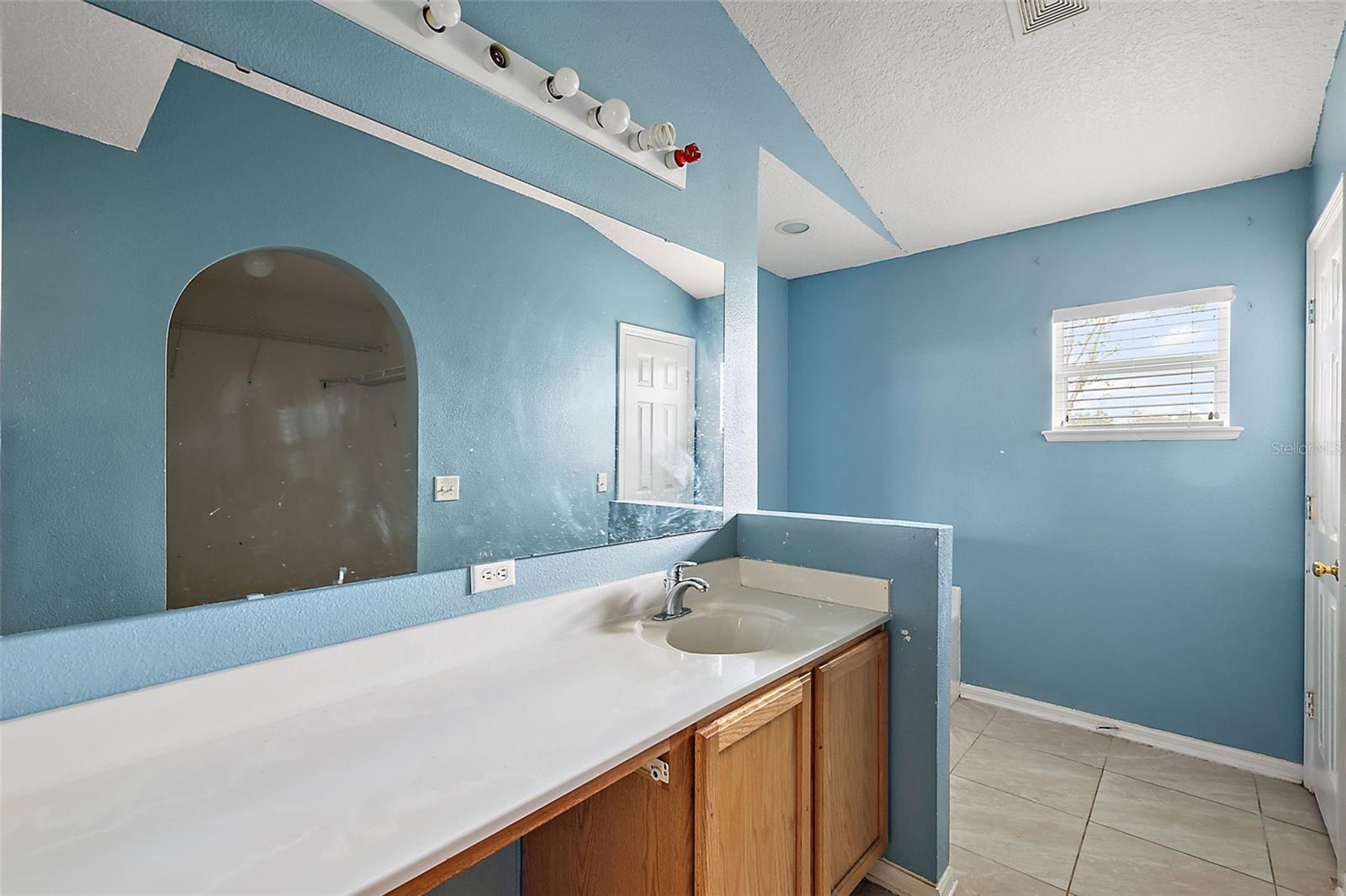 Image 26 of 31 For 2713 158th Street