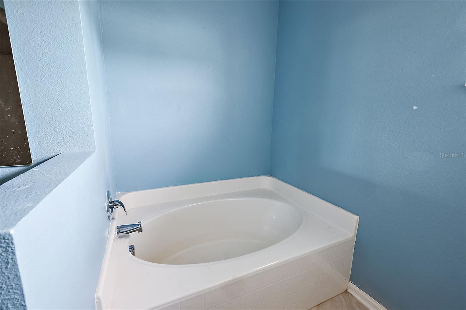Image 27 of 31 For 2713 158th Street