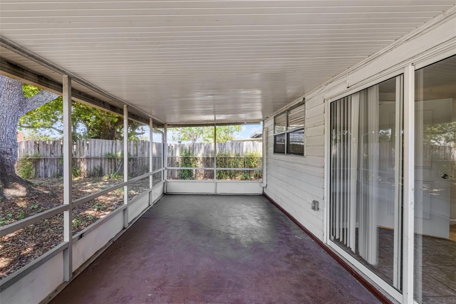 Image 31 of 35 For 1916 Colton Drive