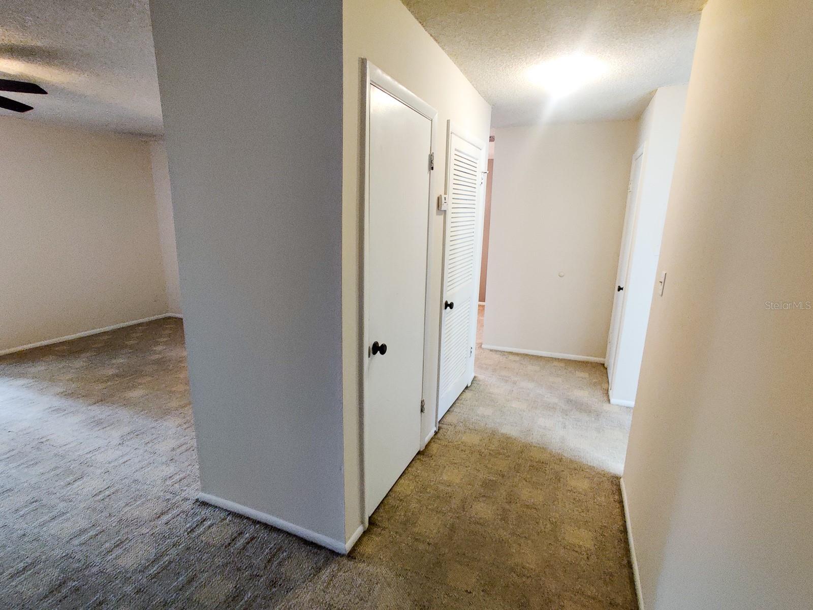 Image 2 of 28 For 177 Springwood Circle D