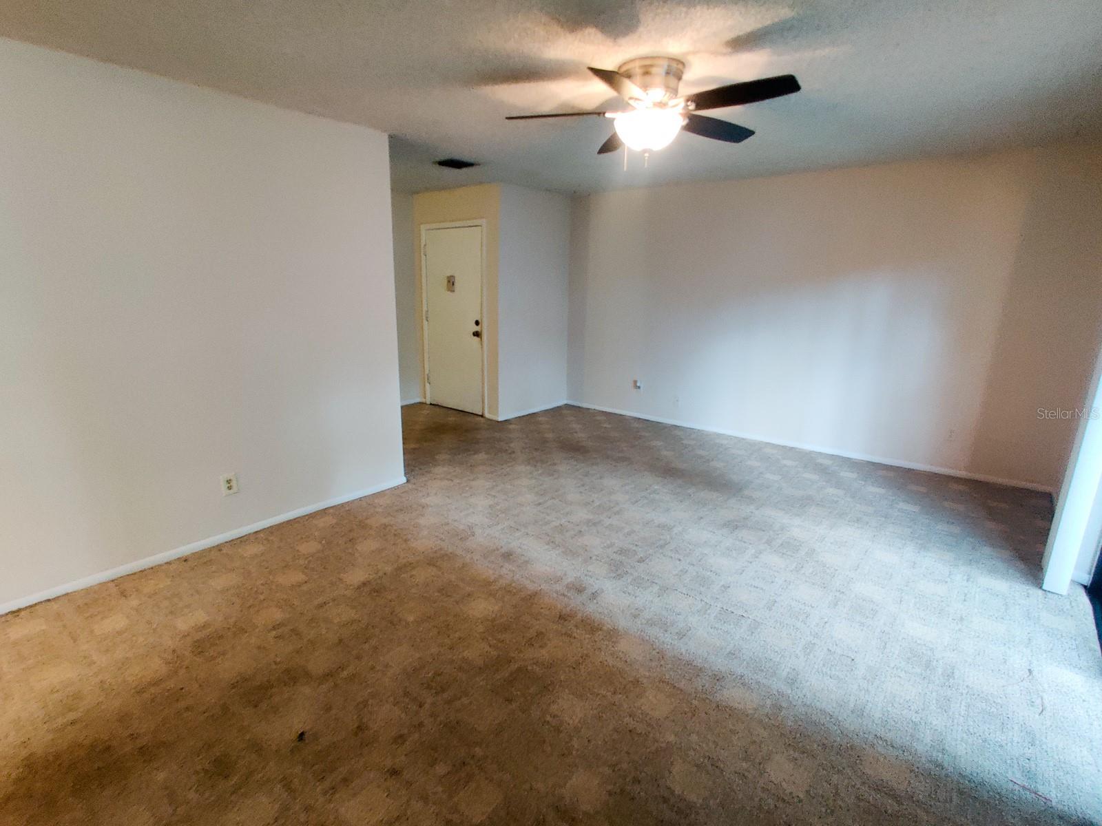 Image 6 of 28 For 177 Springwood Circle D
